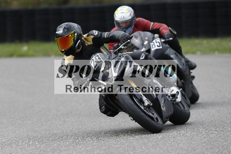 /37 28.07.2025 Dunlop Ride und Test Day ADR/Trackday Erfahren gelb Trackday schnell  rot/29